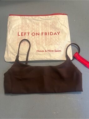 Left On Friday Pool Days Bikini Top Cold Brew (brown) — XS